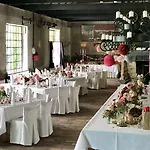 Schloss Diedersdorf 3* Großbeeren