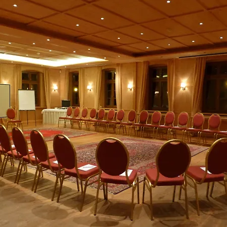 ホテル Schloss Diedersdorf Großbeeren