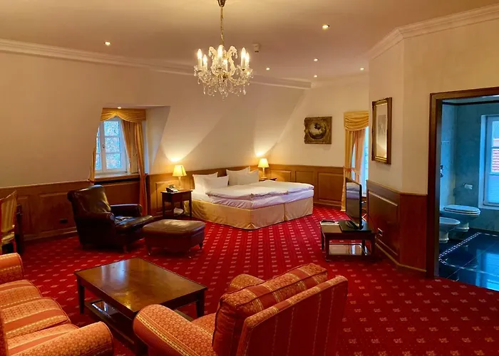 Hotel Schloss Diedersdorf 3*