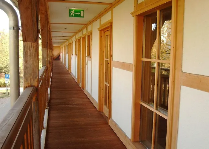 Schloss Diedersdorf Hotel 3*